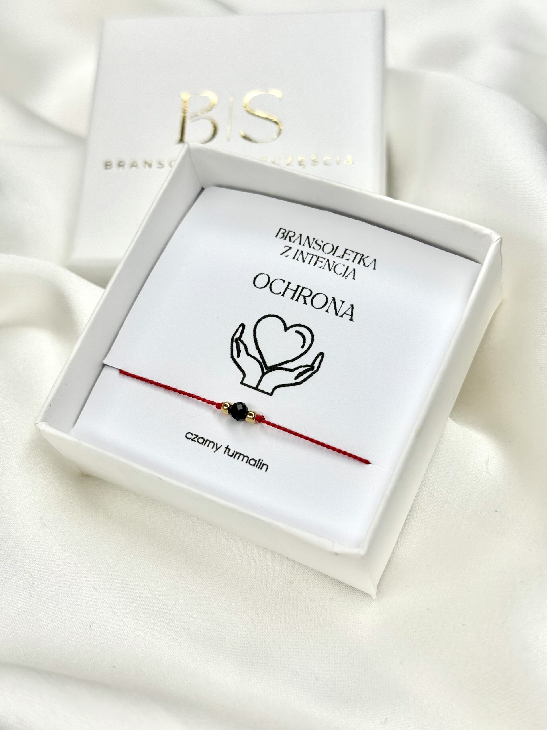 czerwona bransoletka ochronna